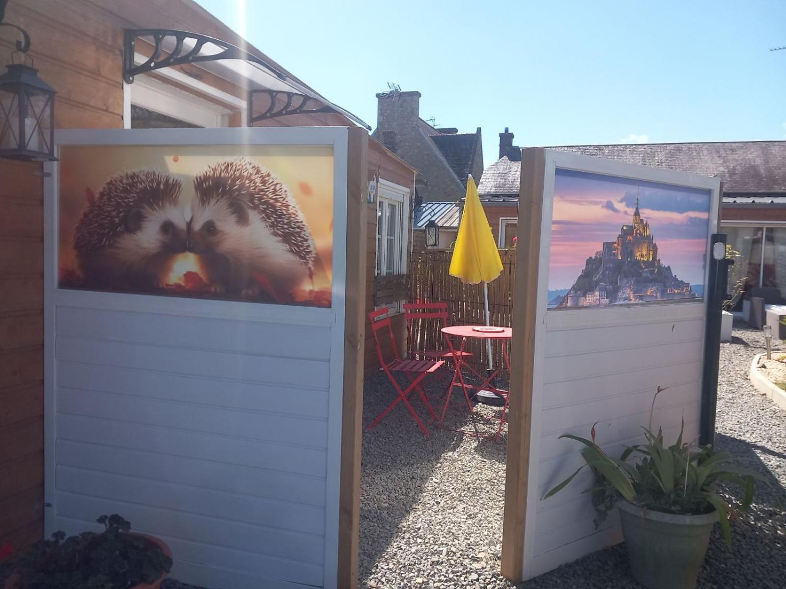 Les Herissons De La Baie Bed & Breakfast Pontorson Exterior photo